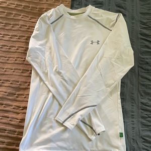 Men’s long sleeve Under Armour compression shirt
